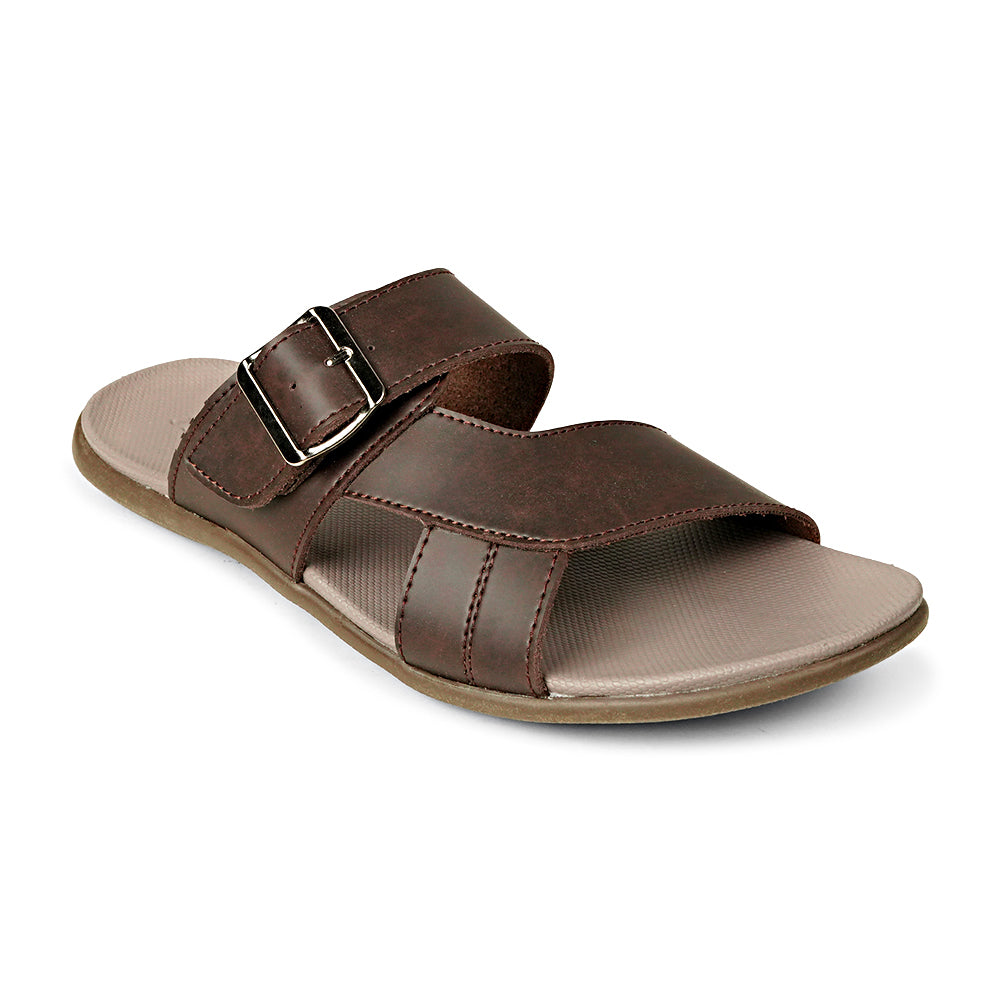 Bata Solar 8714464 brown sandal, angled view showing metal buckle detail