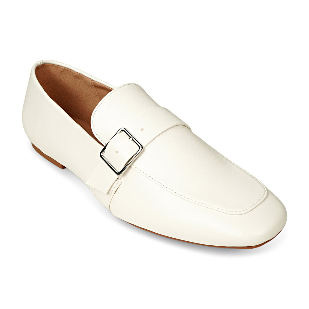 Bata London 5311310 white loafer, angled view showing square buckle strap detail