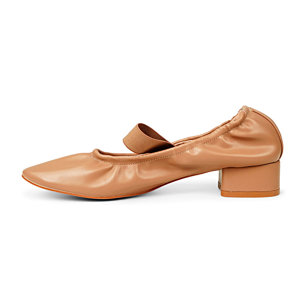 Bata Miami 6313320 tan pump, inner side view with closed toe and heel