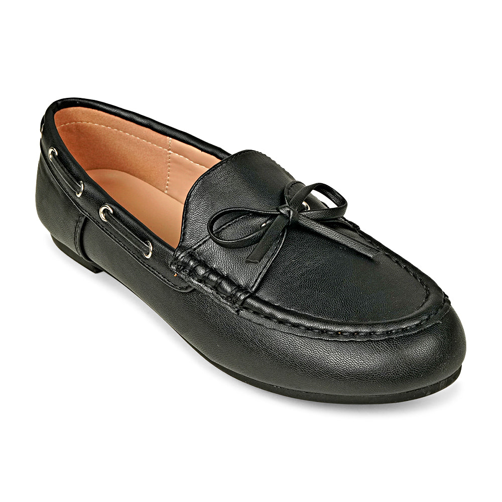 Bata Virginia 5316314 black loafer, angled view showing front bow and side eyelet lacing