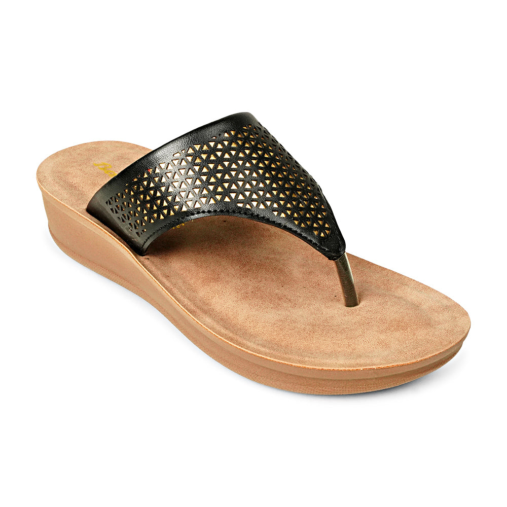 Bata Light & Easy Valentino 6616110 black chappals, top angled view of open-lattice upper and tan footbed