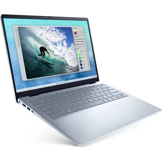 Dell Dell Inspiron 5440 Packshot Angle 5