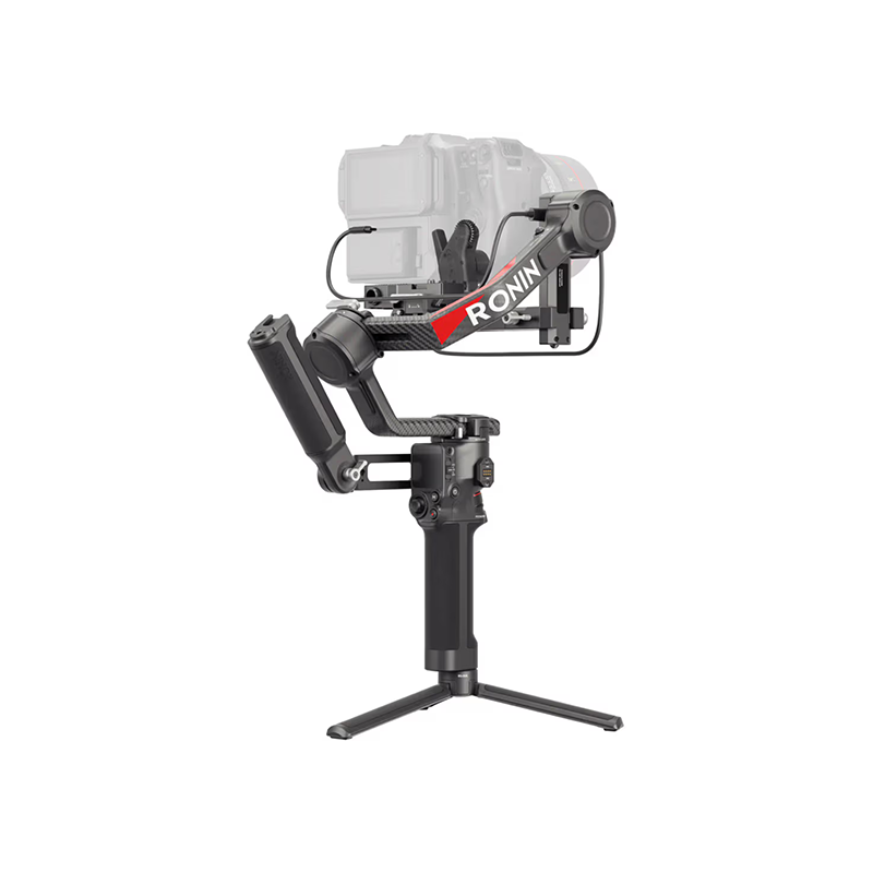 DJI RS 4 Pro Gimbal Stabilizer Combo - official view 3