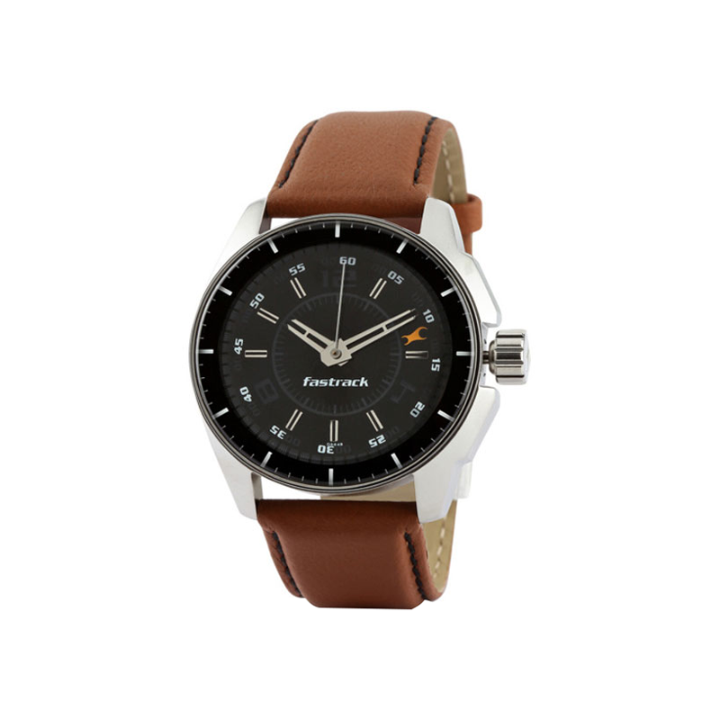 Fastrack 3089SL05 Leather Strap Analog Men’s Watch