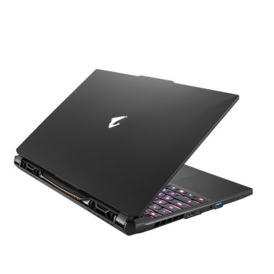 Gigabyte Aorus 15 XE4