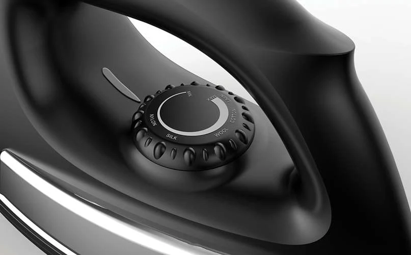 Close-up of Philips GC181/80 temperature control dial and non-stick soleplate