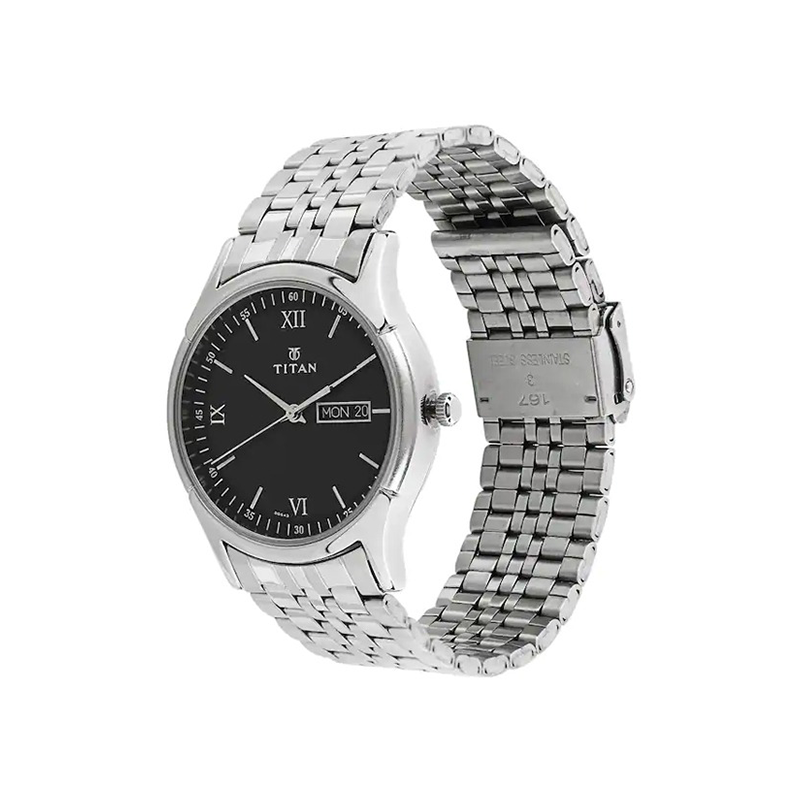 Titan Karishma 1636SM01 Quartz Analog Day Date Stainless Steel Strap Men's Watch