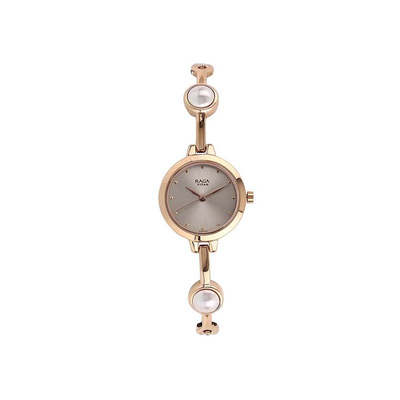 Titan Raga Quartz 2576WM01 Analog Metal Strap Women's Watch