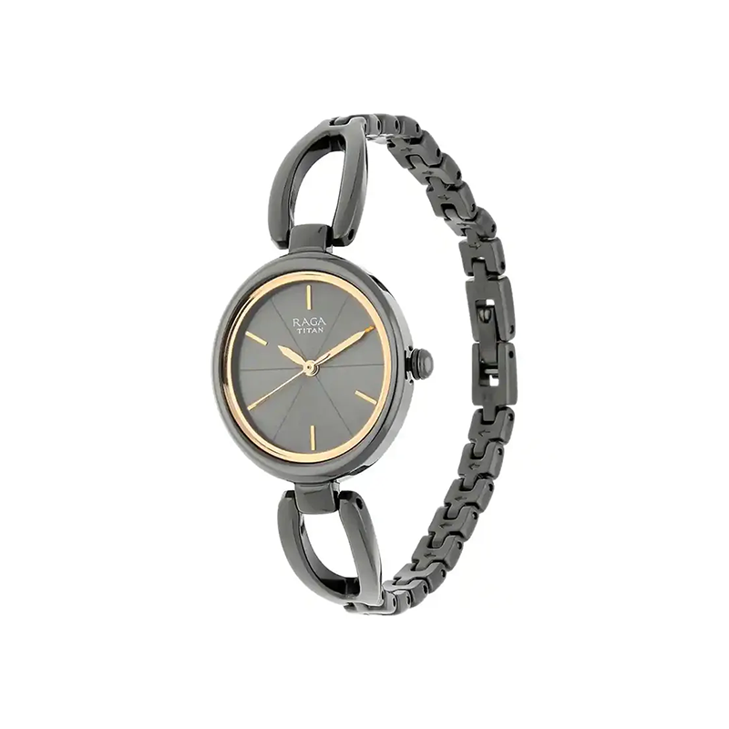 Titan Raga Viva 2579QM01 Quartz Analog Metal Strap Women's Watch