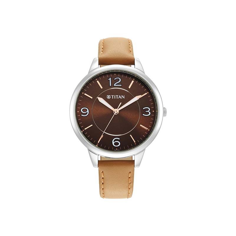 Titan Trendsetters Quartz 2617SL03 Analog Leather Strap Women’s Watch